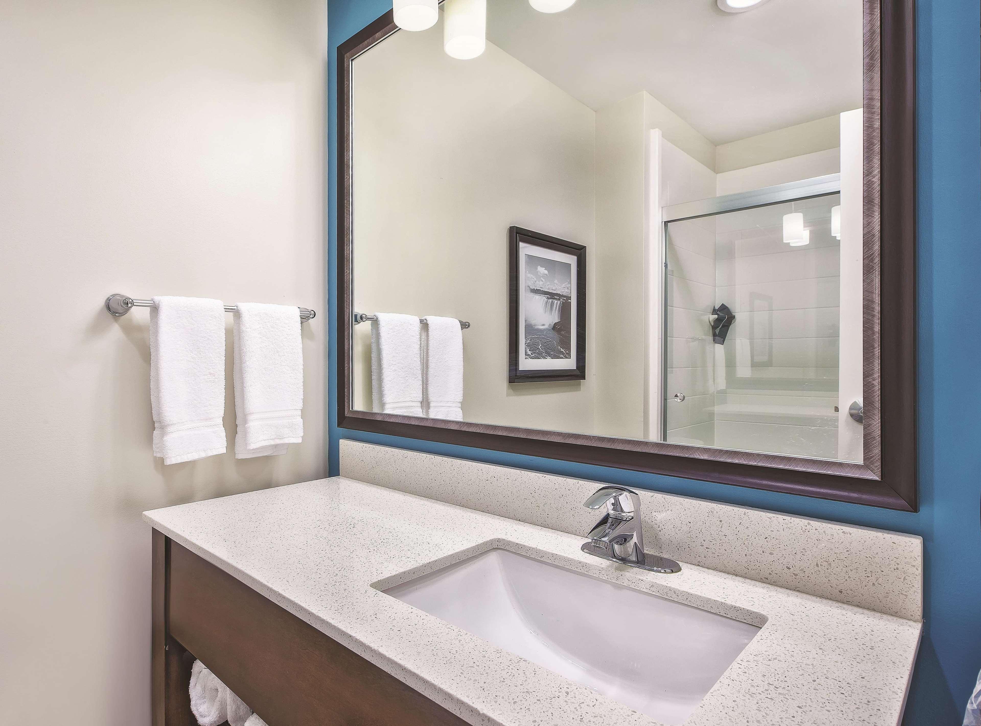 La Quinta By Wyndham Niagara Falls Eksteriør bilde